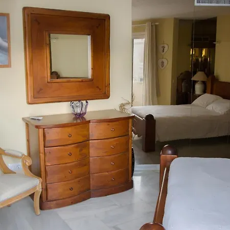 Magnificent Port-beach 5* Luxury Apartment