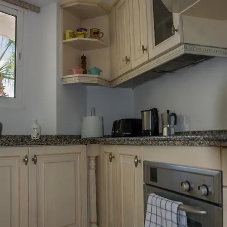 Magnificent Port-beach 5* Luxury Apartment